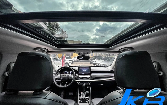 imagem-https://www.socarrao.com.br/sc-vehicle-images-prod/2175980/1781718440726-726c5c82-3df9-444d-a4a1-dc5319992963.jpg