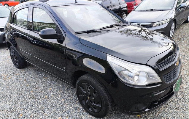 imagem-https://www.socarrao.com.br/sc-vehicle-images-prod/2176046/1781898536134-SU1HXzIwMjYwNjE5XzE2MTAzOCAoQ29weSkuanBn.jpg
