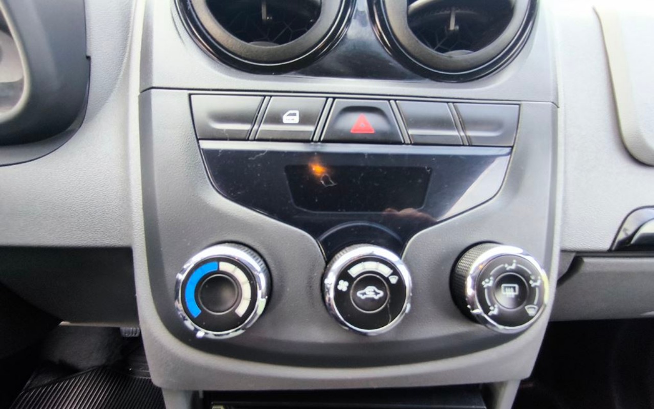 imagem-https://www.socarrao.com.br/sc-vehicle-images-prod/2176046/1781898536927-SU1HXzIwMjYwNjE5XzE2MTE1MiAoQ29weSkuanBn.jpg