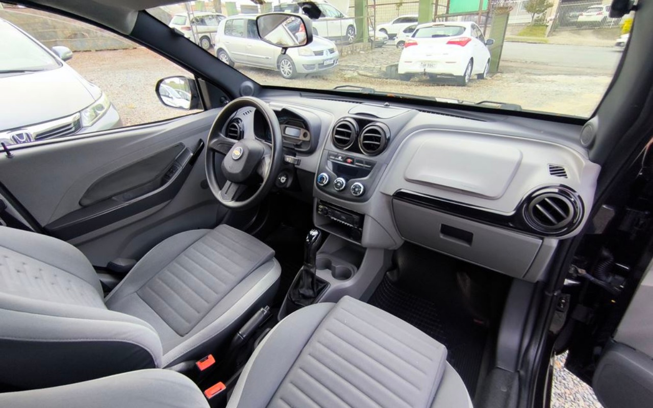imagem-https://www.socarrao.com.br/sc-vehicle-images-prod/2176046/1781898537345-SU1HXzIwMjYwNjE5XzE2MTIyOCAoQ29weSkuanBn.jpg
