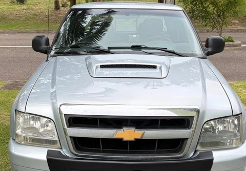 Chevrolet S10 2009 Prata — foto 1 de 3