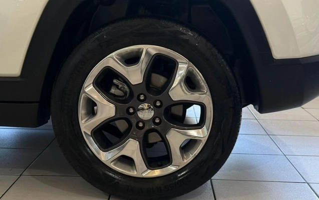 imagem-https://www.socarrao.com.br/sc-vehicle-images-prod/2176571/1782140967014-8185095_13_B_7fbed96c49.jpeg