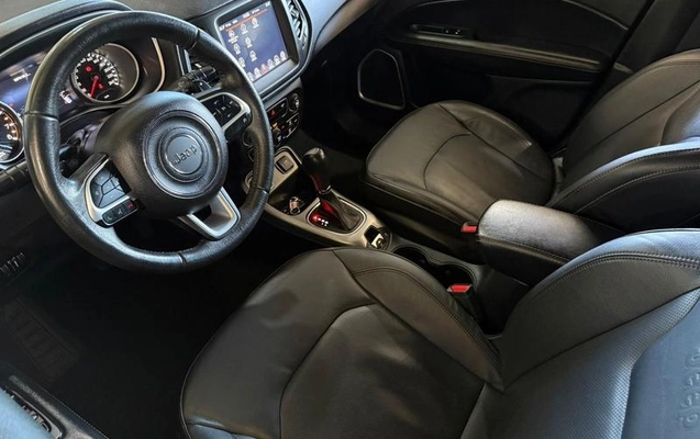 imagem-https://www.socarrao.com.br/sc-vehicle-images-prod/2176571/1782140967026-8185095_8_B_1eb91ce4ac.jpeg
