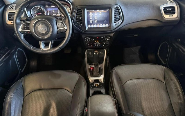 imagem-https://www.socarrao.com.br/sc-vehicle-images-prod/2176571/1782140967032-8185095_8_B_c3343aeec7.jpeg