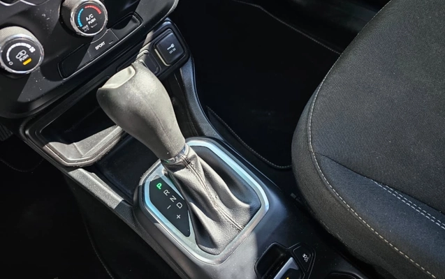 imagem-https://www.socarrao.com.br/sc-vehicle-images-prod/2177964/1784639488133-v2PazNX1MUIVDBlNBD2vG7cOUj93VQZL.jpg