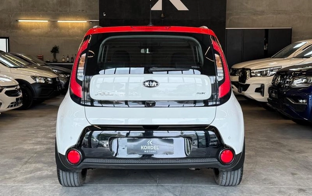 imagem-https://www.socarrao.com.br/sc-vehicle-images-prod/2178533/1788450450019-8192800_12_B_60161b7dff.jpeg