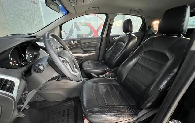 imagem-https://www.socarrao.com.br/sc-vehicle-images-prod/2178741/1789395530418-8195015_9_B_80d78b0421.jpeg