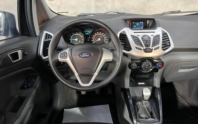 imagem-https://www.socarrao.com.br/sc-vehicle-images-prod/2178741/1789395530420-8195015_11_B_5eccf70943.jpeg