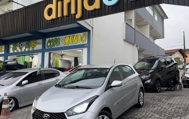 imagem-https://www.socarrao.com.br/sc-vehicle-images-prod/2179562/1787156101303-eb352371-999c-448a-a19c-e68f06250e17.jpeg