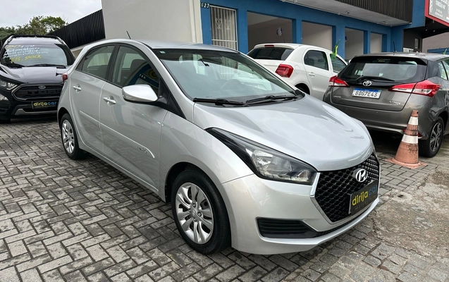 imagem-https://www.socarrao.com.br/sc-vehicle-images-prod/2179562/1787156101308-c1134047-eda5-4feb-b2ae-8cf5c0c8c584.jpeg