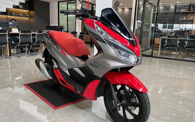 imagem-https://www.socarrao.com.br/sc-vehicle-images-prod/2179928/1789660676138-8186059_0_B_bc834fbd59.jpeg