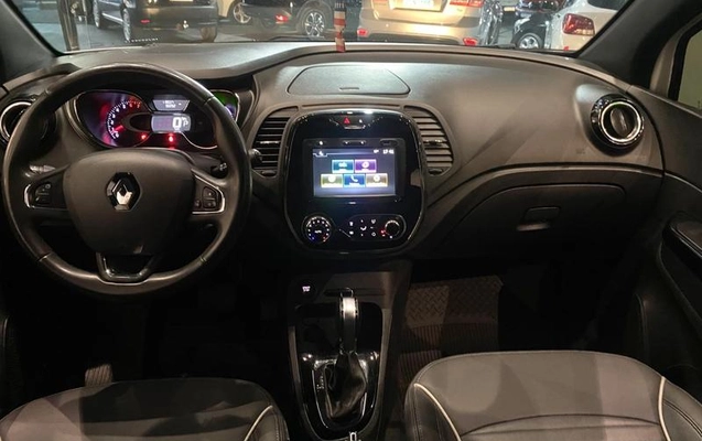 imagem-https://www.socarrao.com.br/sc-vehicle-images-prod/2180288/1787581250523-8194212_6_B_1474588af3.jpeg