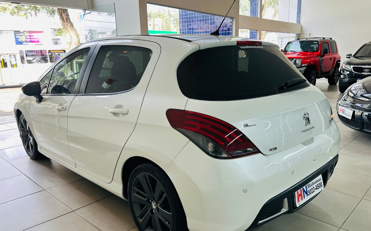 imagem-https://www.socarrao.com.br/sc-vehicle-images-prod/2180467/1781875616356-MjRhLmpwZw.jpg