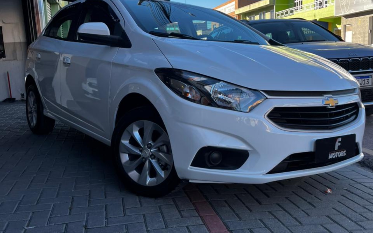 imagem-https://www.socarrao.com.br/sc-vehicle-images-prod/2180646/1781728977456-SU1HLTIwMjYwNjE3LVdBMDAxOC5qcGc.jpg