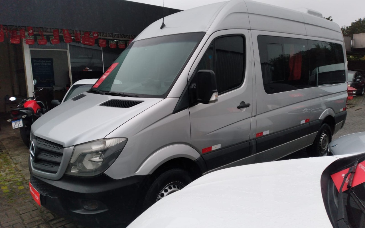 Mercedes-Benz Sprinter 415 VAN Standard T.B. 2.2 Dies. na cor Prata em Curitiba / PR - 2180811
