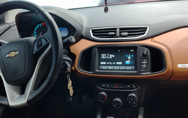 imagem-https://www.socarrao.com.br/sc-vehicle-images-prod/2180915/1781731143705-MjAyNjAxMTlfMTUyMTU1LmpwZw.jpg