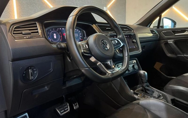 imagem-https://www.socarrao.com.br/sc-vehicle-images-prod/2180918/1789479258115-7368947_7_B_b6c7489e87.jpeg