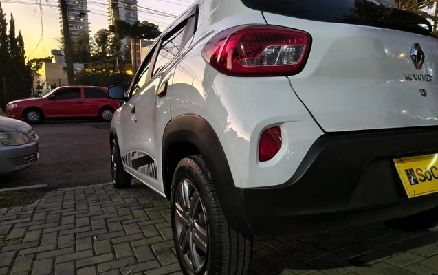 imagem-https://www.socarrao.com.br/sc-vehicle-images-prod/2181545/1786718127022-8197486_11_B_7c54fb0645.jpeg