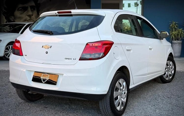 imagem-https://www.socarrao.com.br/sc-vehicle-images-prod/2182954/1781734254504-8197627_5_B_e98584f893.jpeg