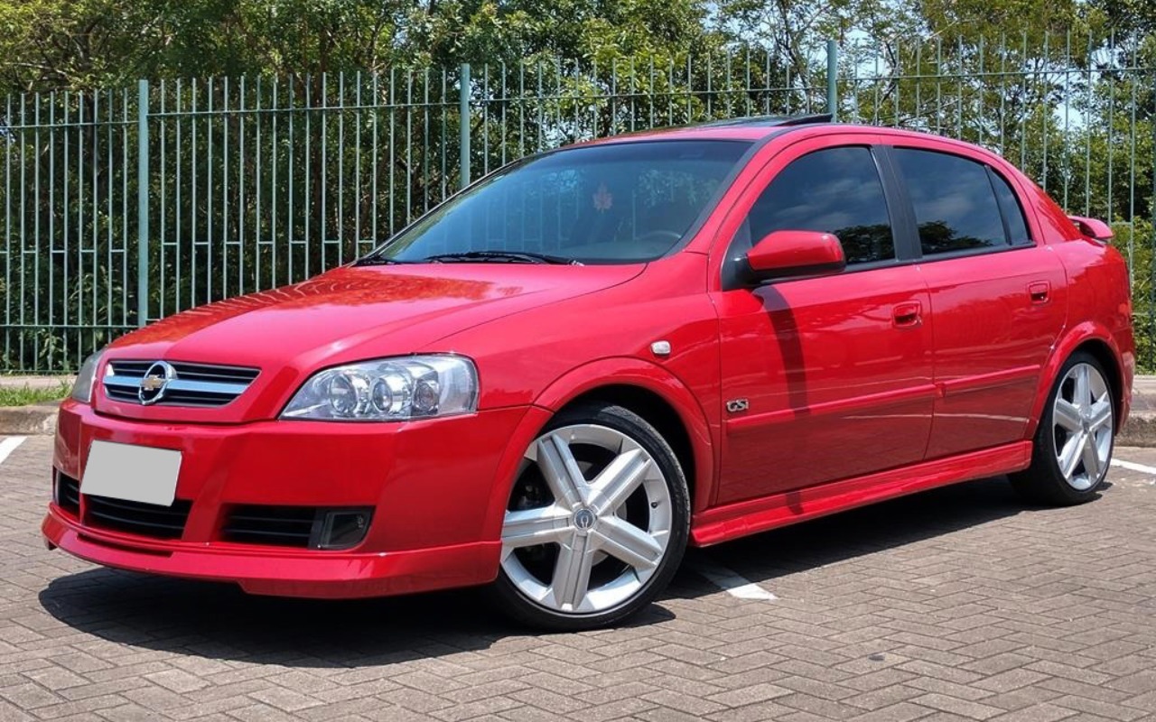 Chevrolet Astra 2004 Vermelho — foto 1 de 3