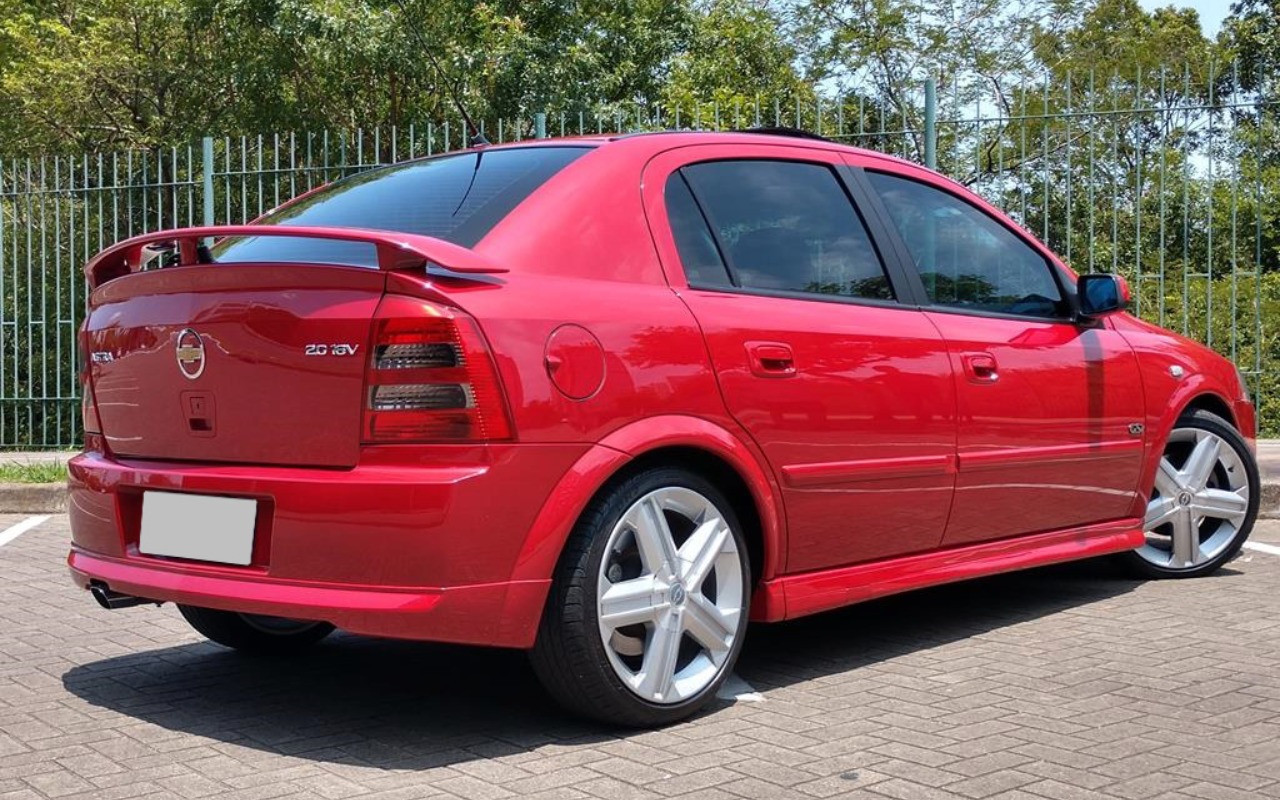 imagem-https://www.socarrao.com.br/sc-vehicle-images-prod/2183303/1781735379195-MjA0NzAwNDYzMjgxNTA3LmpwZWc.jpeg