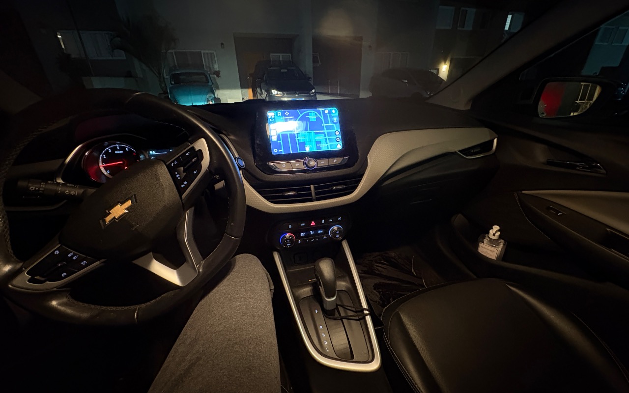 imagem-https://www.socarrao.com.br/sc-vehicle-images-prod/2185369/1781746531916-SU1HXzg0NTQuanBlZw.jpeg