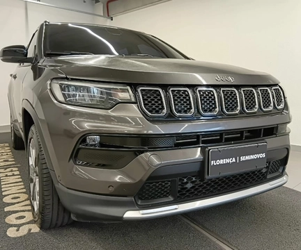 Jeep Compass 2023 Cinza — foto 1 de 3