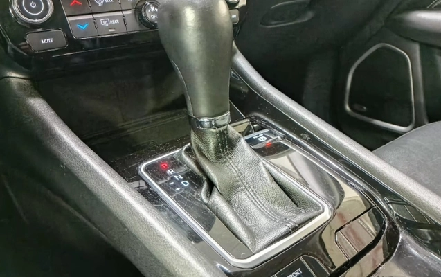 imagem-https://www.socarrao.com.br/sc-vehicle-images-prod/2196368/1790086775417-LghcWyFqTJjJlE3Ju1aFiwwjrK1VdLu4.jpg