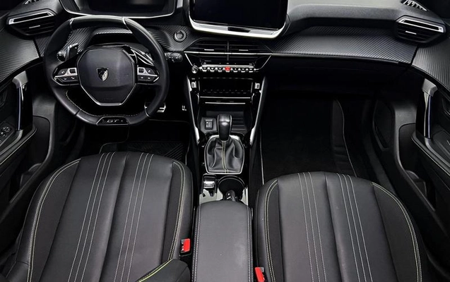 imagem-https://www.socarrao.com.br/sc-vehicle-images-prod/2197891/1789666615944-8195044_12_B_11194276f2.jpeg