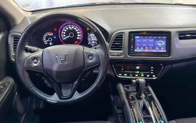 imagem-https://www.socarrao.com.br/sc-vehicle-images-prod/2197916/1788634232332-8198128_2_B_0e00a7a2a8.jpeg