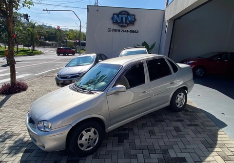 Chevrolet Corsa 2001 Prata — foto 1 de 3