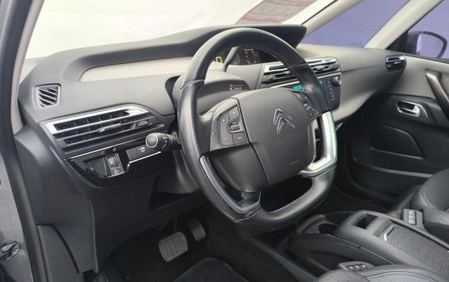 imagem-https://www.socarrao.com.br/sc-vehicle-images-prod/2198590/1785163011620-8193419_14_B_4b0bad36fe.jpeg
