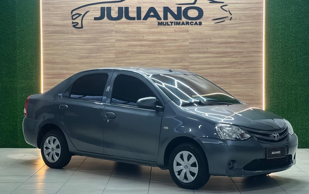 imagem-https://www.socarrao.com.br/sc-vehicle-images-prod/2199323/1787926356299-TUkT1AOtUwFKCCXHYY9HZYwNOMaiV3oH.jpg