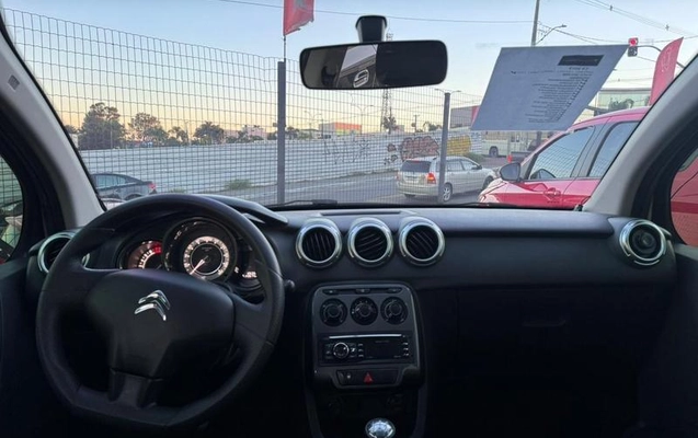 imagem-https://www.socarrao.com.br/sc-vehicle-images-prod/2199464/1789220640137-8159883_6_B_05b01b82e9.jpeg