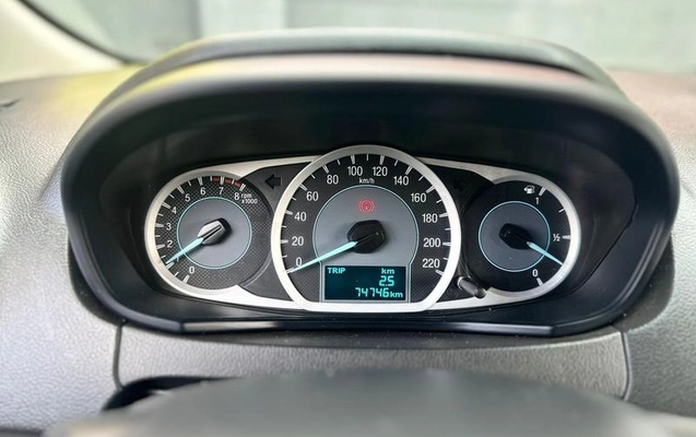 imagem-https://www.socarrao.com.br/sc-vehicle-images-prod/2199474/1787329592612-8198425_0_B_5236c5d726.jpeg