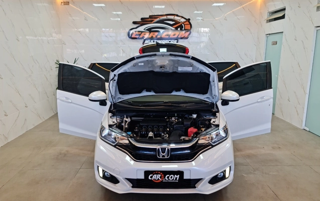 imagem-https://www.socarrao.com.br/sc-vehicle-images-prod/2199687/1786568430350-MTMuanBn.jpg