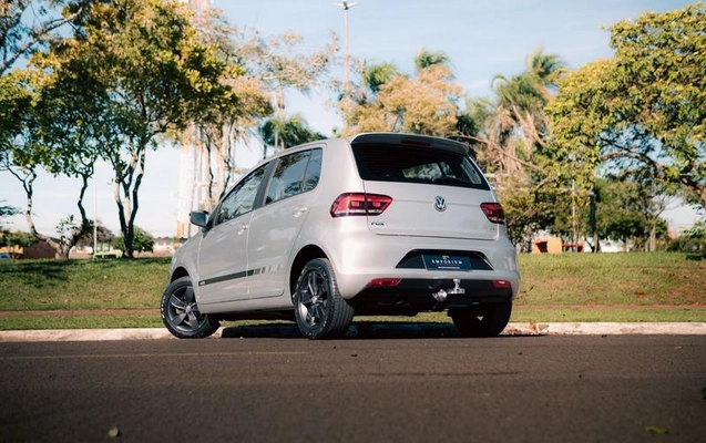 imagem-https://www.socarrao.com.br/sc-vehicle-images-prod/2199694/1781804337857-8189601_2_B_7d32e89988.jpeg