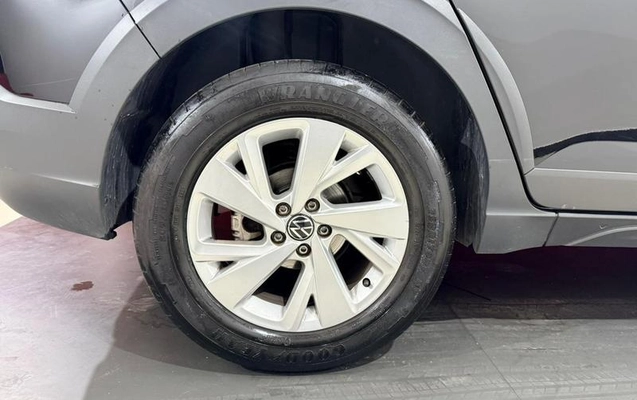 imagem-https://www.socarrao.com.br/sc-vehicle-images-prod/2199788/1783183752897-8198741_9_B_68af19a14c.jpeg