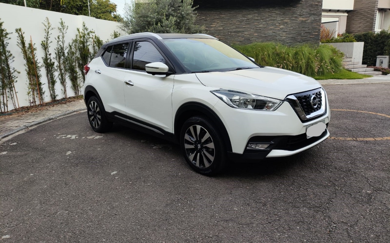 Nissan KICKS SL 1.6 16V FlexStar 5p Aut. na cor Branco em Curitiba / PR - 2200040