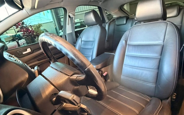 imagem-https://www.socarrao.com.br/sc-vehicle-images-prod/2200149/1781793605434-3192a3bc-9c98-4d35-97bd-c4ce1e4b258e.jpg