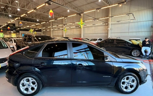 imagem-https://www.socarrao.com.br/sc-vehicle-images-prod/2200149/1781793605437-11be6f5e-669d-4820-9462-bd9236d00727.jpg