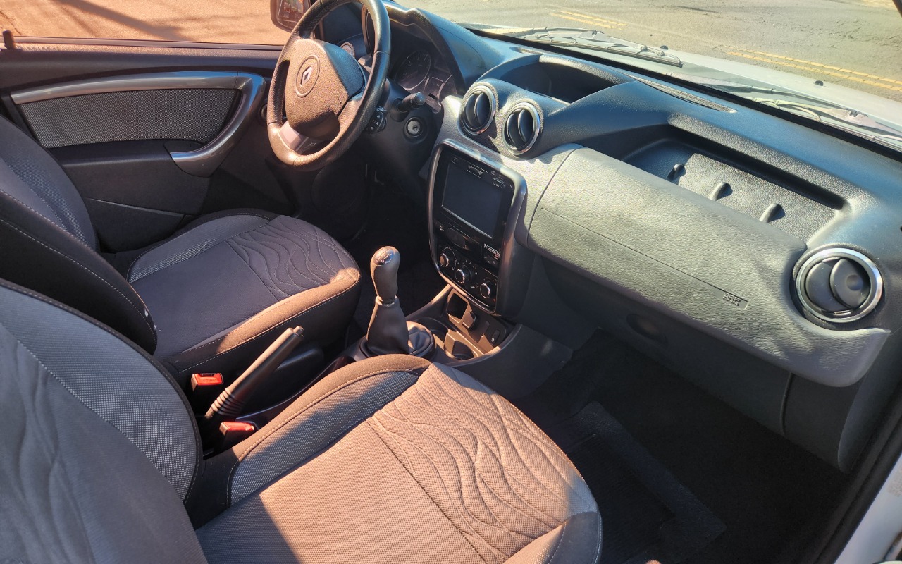 imagem-https://www.socarrao.com.br/sc-vehicle-images-prod/2200187/1781794003851-MjAyNjA2MThfMTAzMDM3LmpwZw.jpg