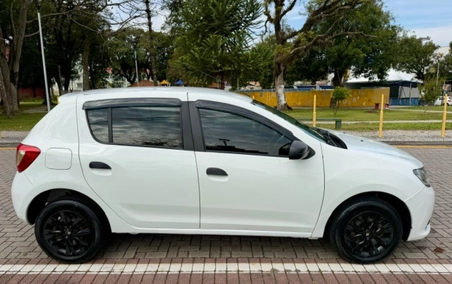 imagem-https://www.socarrao.com.br/sc-vehicle-images-prod/2200190/1784387381658-92e5a2ab-4cac-48b7-afe5-e08e95bfff8f.jpg