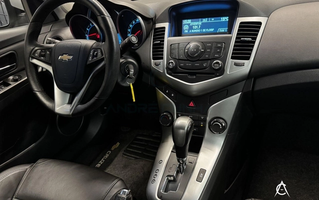 imagem-https://www.socarrao.com.br/sc-vehicle-images-prod/2200509/1789666842080-9e8462b591e549a78890b8646cca2299_1782235013488.jpg