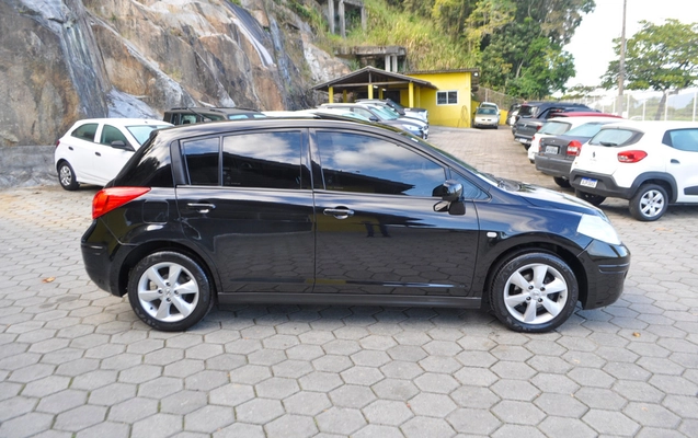 imagem-https://www.socarrao.com.br/sc-vehicle-images-prod/2200642/1786374911287-b35f93bdac6f482da440018592854d3c_1781796397969.jpg