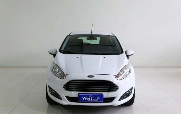 imagem-https://www.socarrao.com.br/sc-vehicle-images-prod/2200949/1787844927403-7887611_1_B_faea912361.jpeg