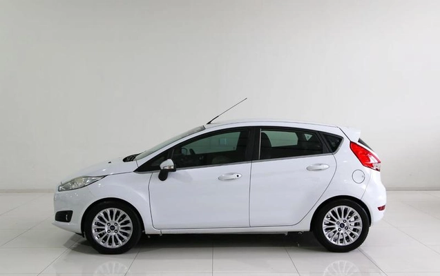 imagem-https://www.socarrao.com.br/sc-vehicle-images-prod/2200949/1787844927407-7887611_5_B_eae4192768.jpeg