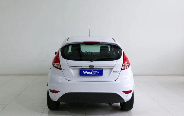 imagem-https://www.socarrao.com.br/sc-vehicle-images-prod/2200949/1787844927420-7887611_5_B_5110d94abf.jpeg