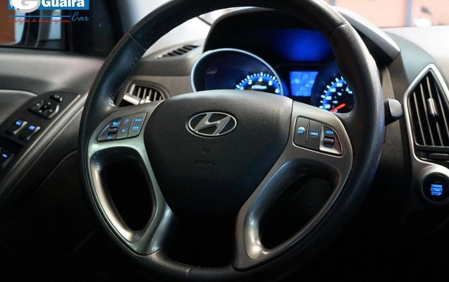 imagem-https://www.socarrao.com.br/sc-vehicle-images-prod/2201294/1792001499932-8198619_7_B_e55e48b444.jpeg