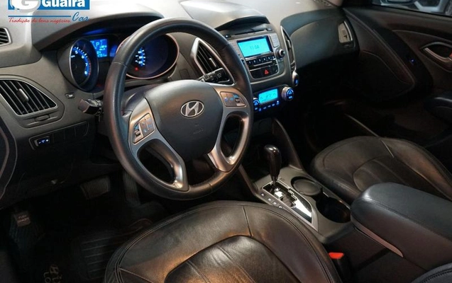 imagem-https://www.socarrao.com.br/sc-vehicle-images-prod/2201294/1792001499933-8198619_14_B_c75403b344.jpeg